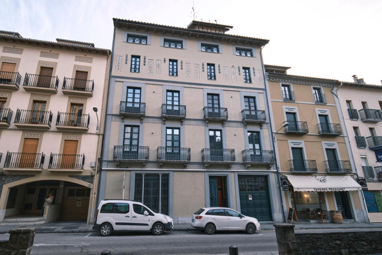 Magnolia Can Mateu, Bonito Apartamento Centrico Con Parking Camprodon Zewnętrze zdjęcie